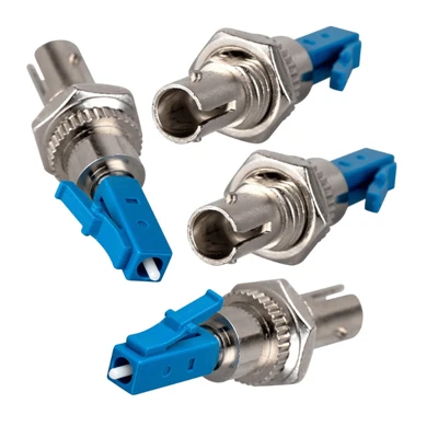 Adapter za optični kabel LC v ST